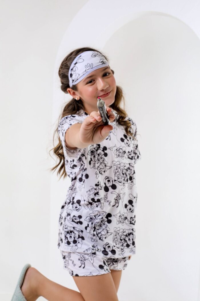Pijama para colorir infantil Mickey + 3 canetinhas laváveis - Ref 704S