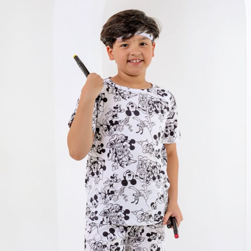 Pijama para colorir infantil Mickey + 3 canetinhas laváveis - Ref 772S