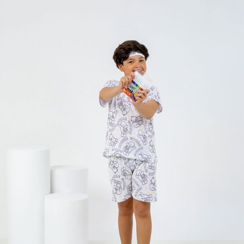 Pijama para colorir infantil Estrela Amarela + 12 canetinhas laváveis - Ref 772S